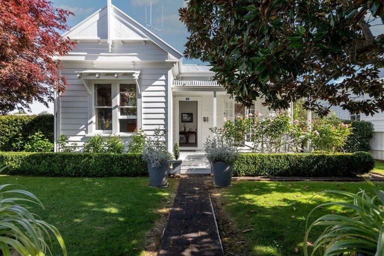 Photo of property in 81 Williams Street, Cambridge, 3434