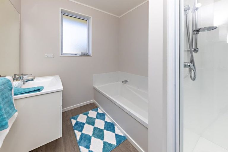 Photo of property in 16a Belinda Avenue, Flat Bush, Auckland, 2023