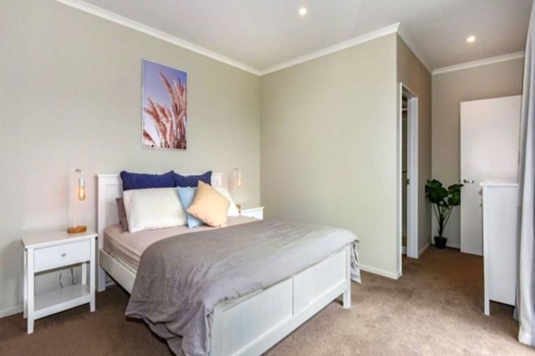 Photo of property in 26 George West Square West, Wigram, Christchurch, 8025