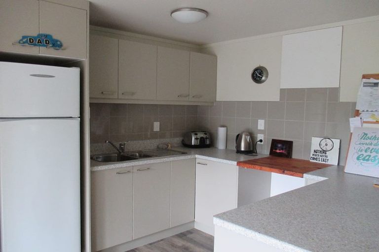 Photo of property in 1 Logan Road, Paeroa, 3600