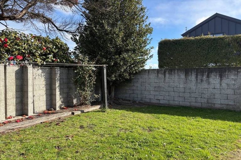 Photo of property in 8/23 Frederick Street, Waltham, Christchurch, 8011