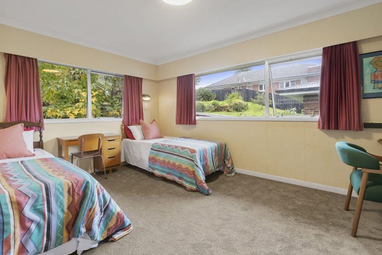 Photo of property in 61 Taylor Road, Mangere Bridge, Auckland, 2022