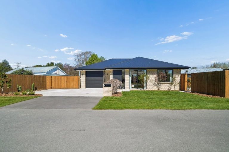 Photo of property in 3 Gillespies Road, Kainga, Christchurch, 8083