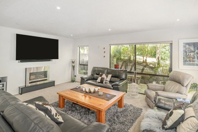 Photo of property in 112 Marram Place, Matarangi, Whitianga, 3592