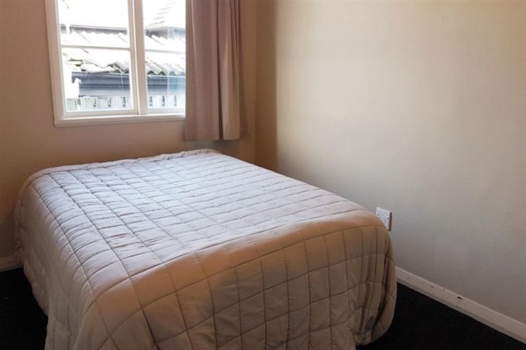 Photo of property in 21 Russell Street, Westport, 7825