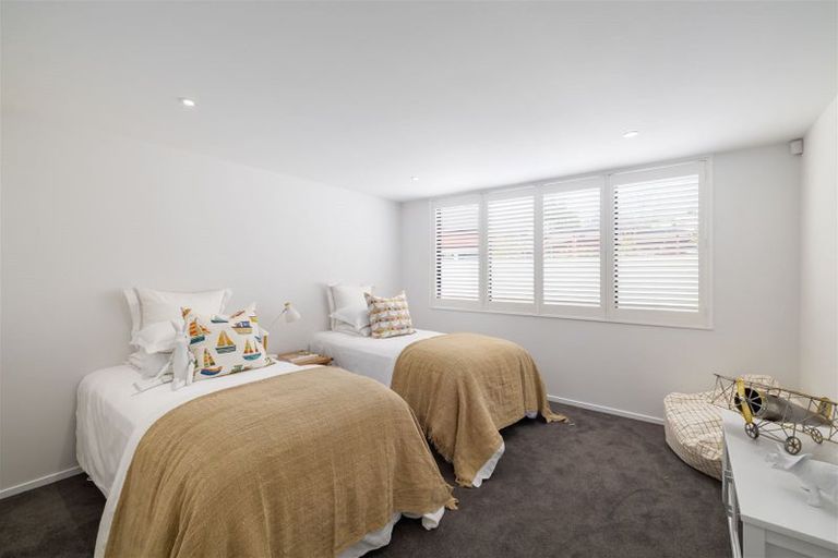 Photo of property in 31 Waiwetu Street, Fendalton, Christchurch, 8052