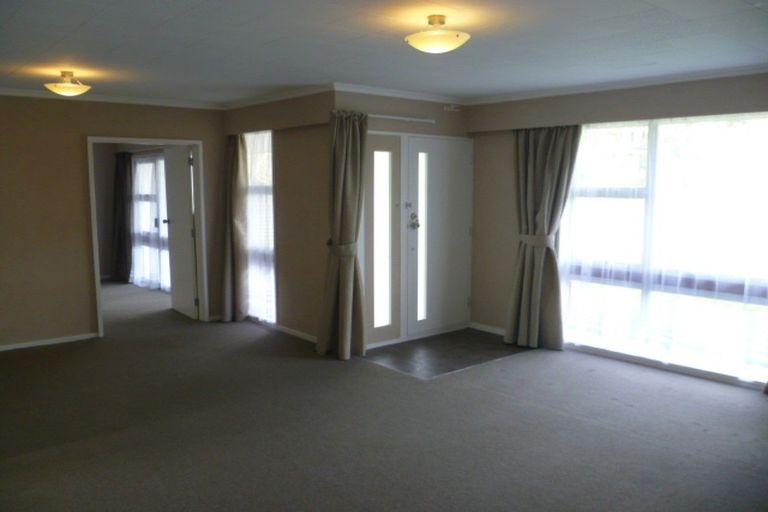 Photo of property in 96 Atawhai Road, Fitzherbert, Palmerston North, 4410