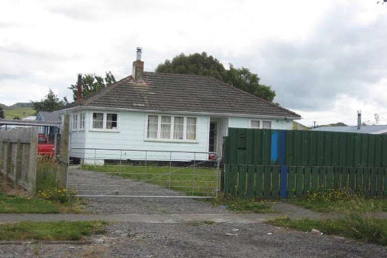 Photo of property in 10 Queen Street, Raetihi, 4632