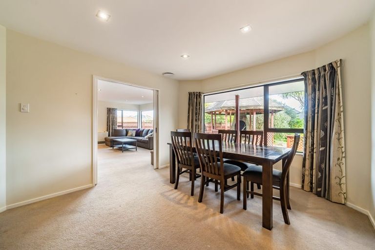 Photo of property in 9 Molyneux Close, Whitby, Porirua, 5024