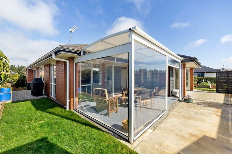 Photo of property in 12 Jarrett Terrace, Leamington, Cambridge, 3432