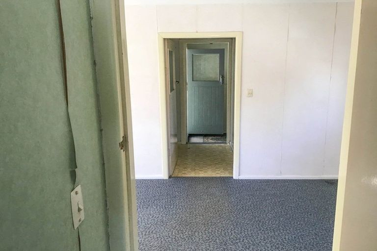 Photo of property in 120 Brunton Crescent, Thames, 3500