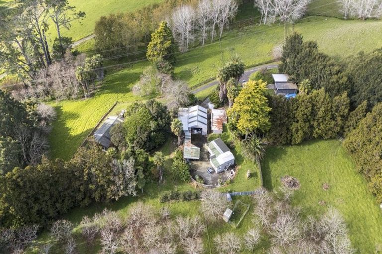 Photo of property in 1812 Kaipara Coast Highway, Kaukapakapa, 0984