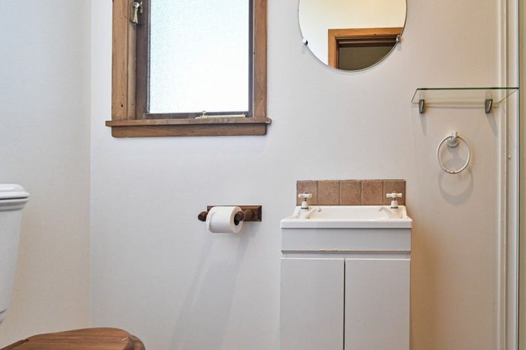 Photo of property in 317 Ikanui Road, Frimley, Hastings, 4120