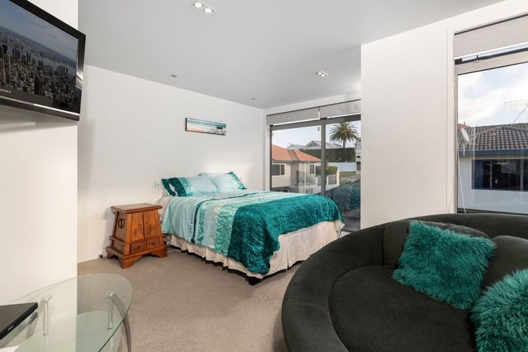 Photo of property in 73 Oceanview Road, Mount Maunganui, 3116