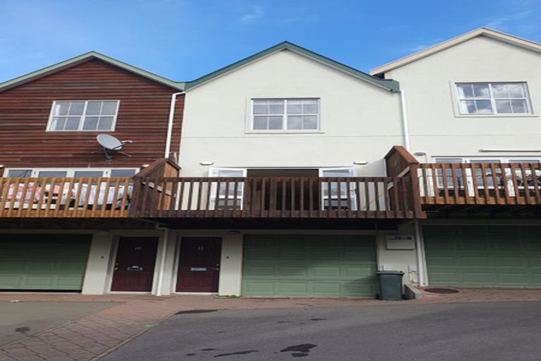 Photo of property in 11/5 Malcolm Lane, Thorndon, Wellington, 6011