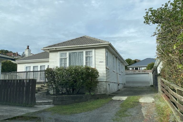 Photo of property in 1/158 Newlands Road, Newlands, Wellington, 6037
