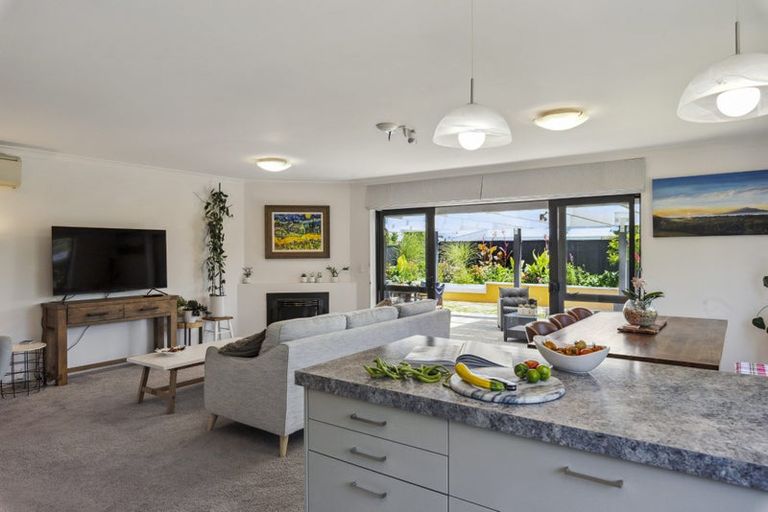 Photo of property in 25 Stella Court, Paraparaumu, 5032