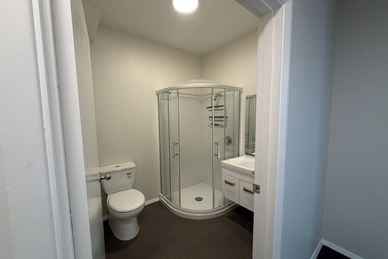 Photo of property in 4a Easdale Street, Kelburn, Wellington, 6012