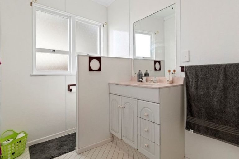 Photo of property in 242 Grange Road, Otumoetai, Tauranga, 3110