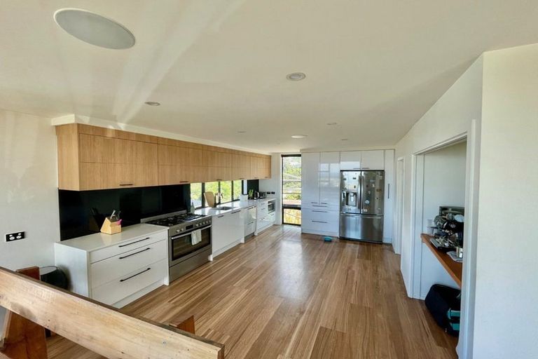 Photo of property in 48 Walter Street, The Glen, Dunedin, 9011