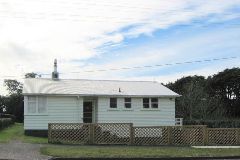 Photo of property in 28 Warwick Road, Stratford, 4332