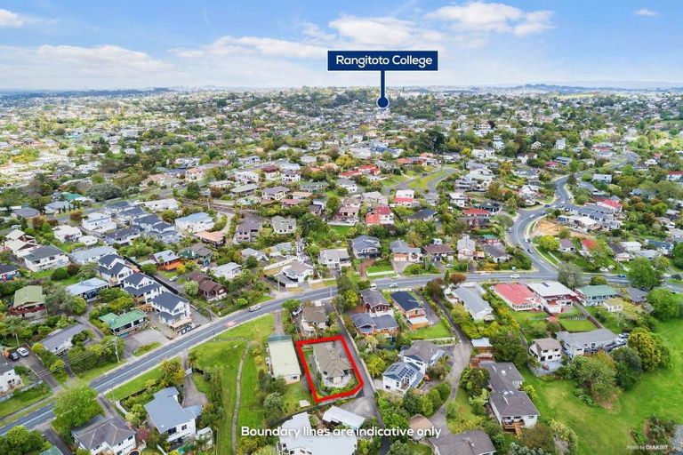 Photo of property in 57a Glencoe Road, Browns Bay, Auckland, 0630