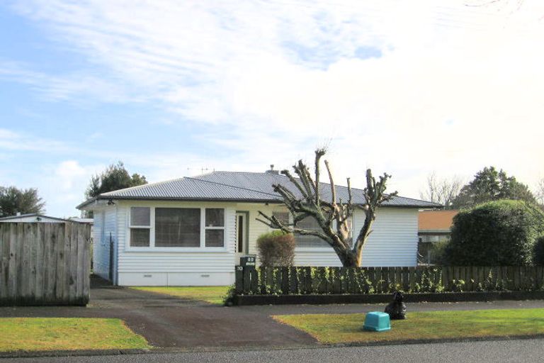 Photo of property in 10 Macmurdo Avenue, Glenview, Hamilton, 3206