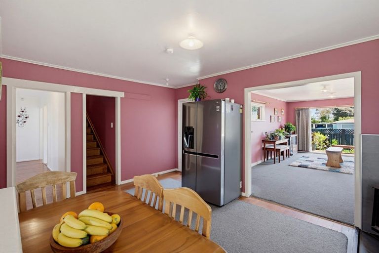 Photo of property in 3 Armagh Street, Levin, 5510
