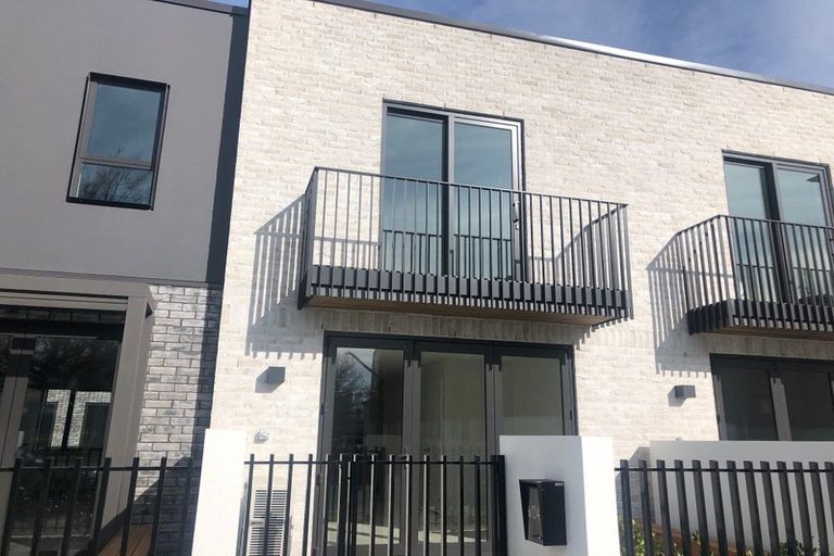 Photo of property in 6/214 Hereford Street, Christchurch Central, Christchurch, 8011