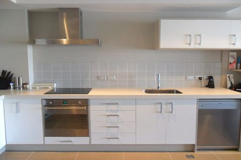 Photo of property in Monument Apartments, 8d/245 Wakefield Street, Te Aro, Wellington, 6011