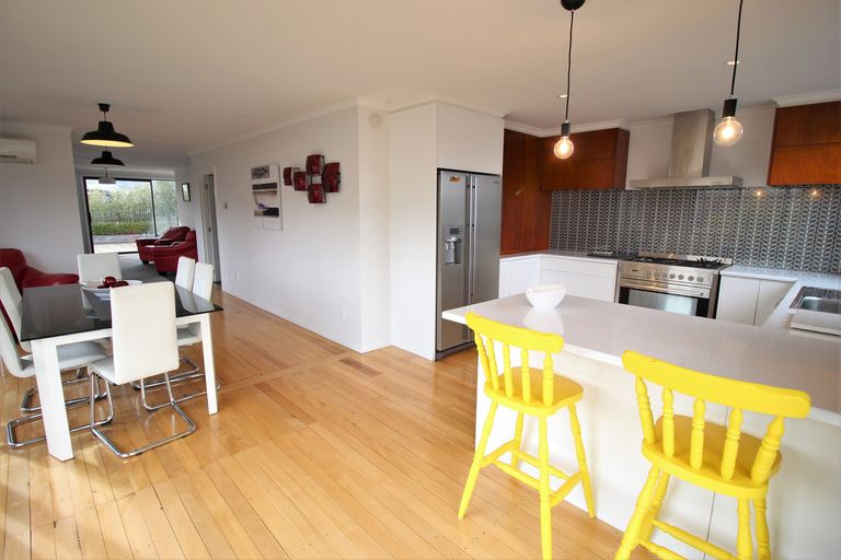 Photo of property in 37 Newcastle Street, Clyde, 9330