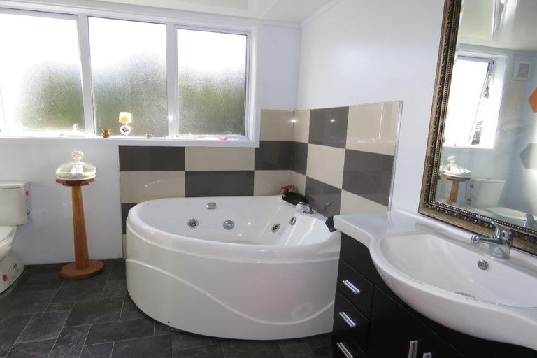 Photo of property in 318 Kelvin Street, Gladstone, Invercargill, 9810