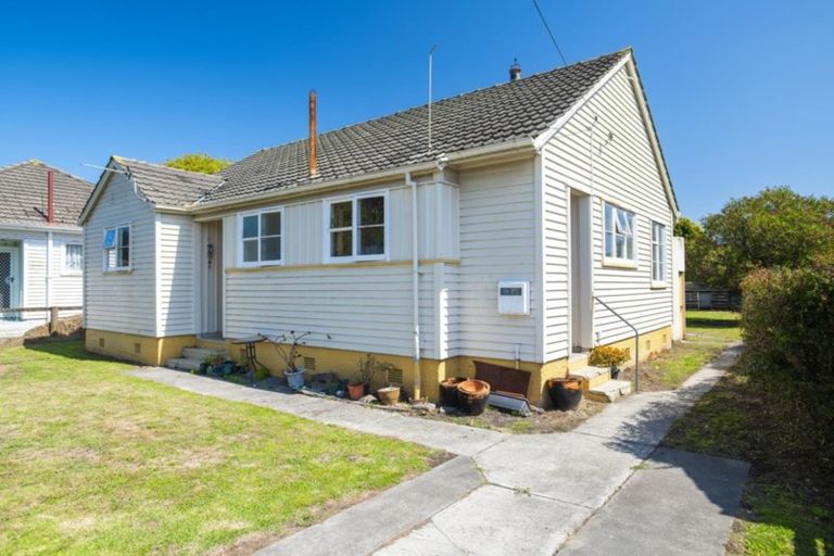Photo of property in 6 De Lautour Road, Kaiti, Gisborne, 4010