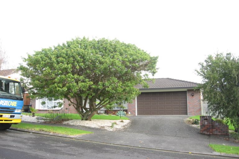 Photo of property in 11 Peretao Rise, The Gardens, Auckland, 2105