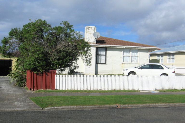 Photo of property in 9 Opapa Street, Titahi Bay, Porirua, 5022