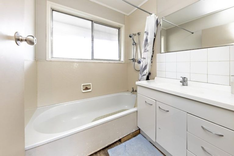 Photo of property in 4/66 Huia Road, Papatoetoe, Auckland, 2025