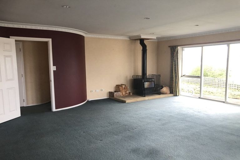 Photo of property in 27a St Annes Crescent, Wattle Downs, Auckland, 2103