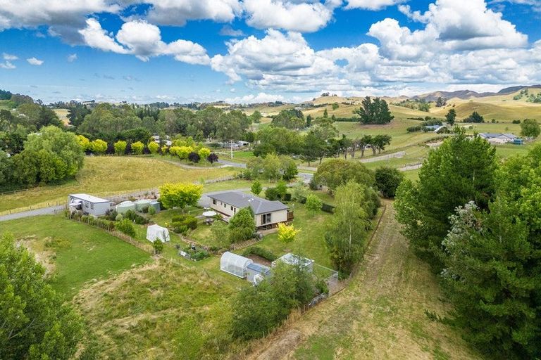 Photo of property in 307 White Road, Waipawa, Otane, 4277