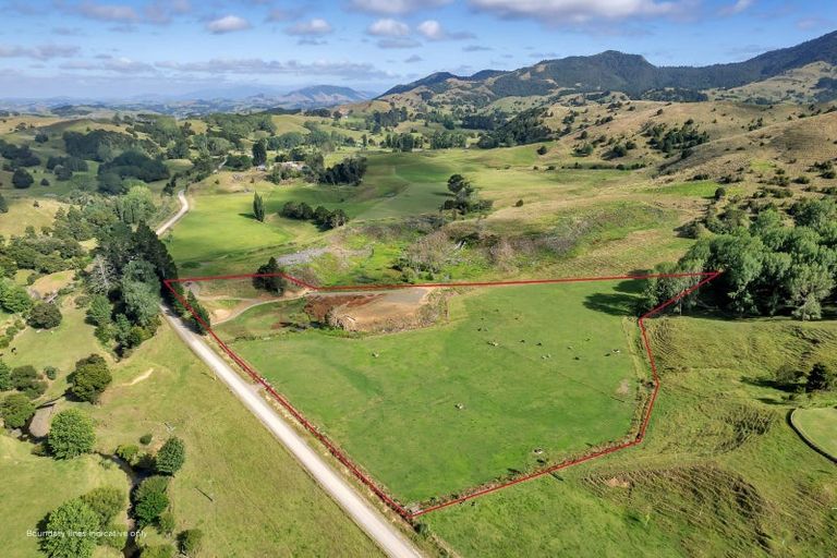 Photo of property in 1586 Omana Road, Omana, Tangiteroria, 0381