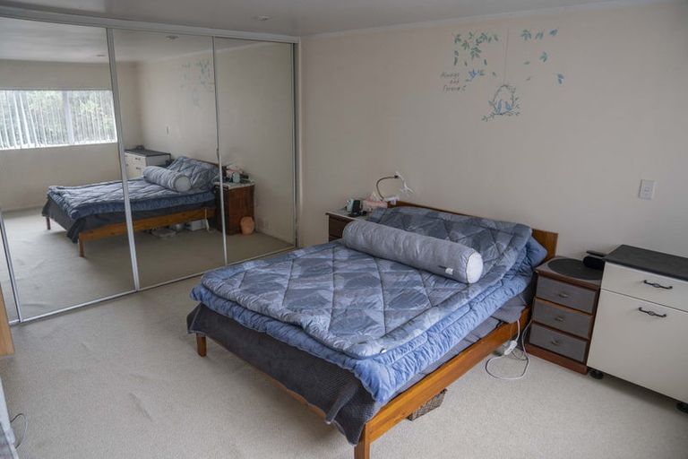 Photo of property in 13 Gala Place, Henderson, Auckland, 0612