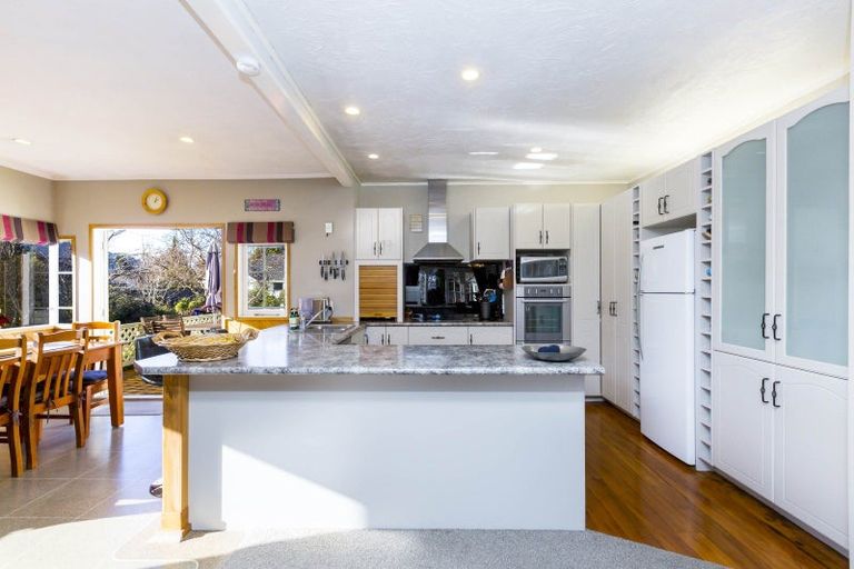 Photo of property in 10a Stephen Street, Trentham, Upper Hutt, 5018