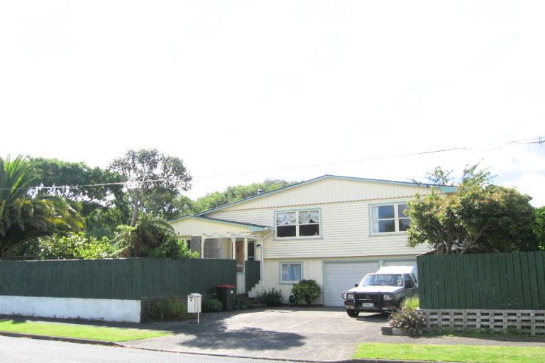 Photo of property in 1 Kelly Grove, Elderslea, Upper Hutt, 5018