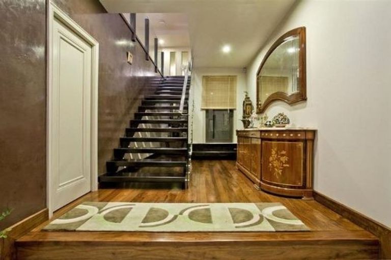 Photo of property in 14 Rahui Road, Greenhithe, Auckland, 0632