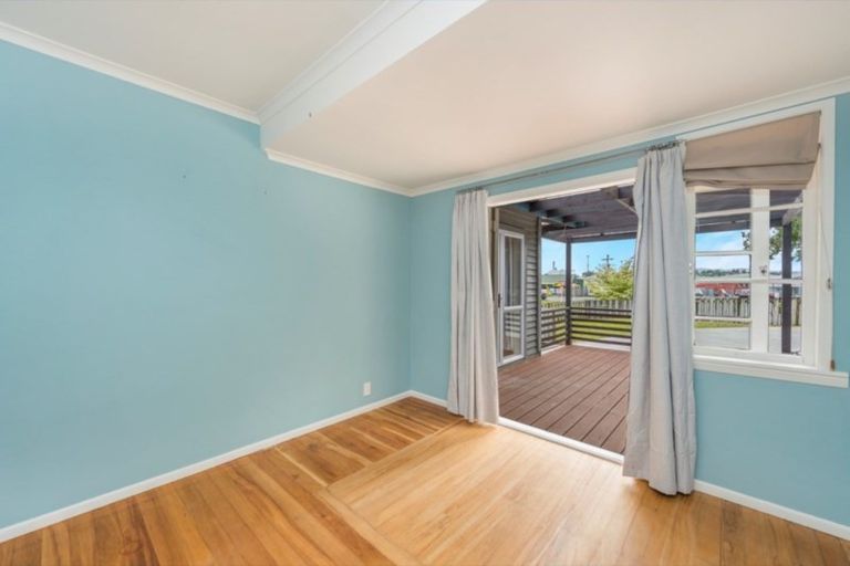 Photo of property in 1 Christie Avenue, Te Awamutu, 3800