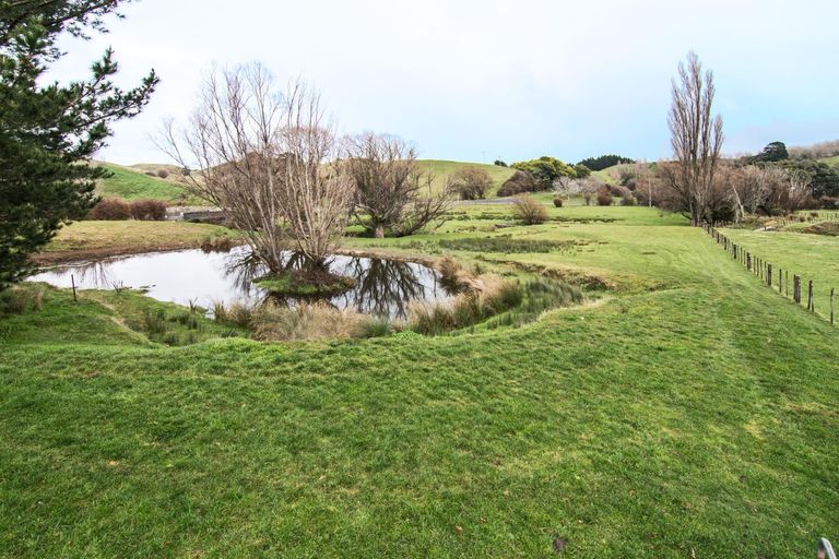 Photo of property in 26 West Road, Mauriceville, Masterton, 5882