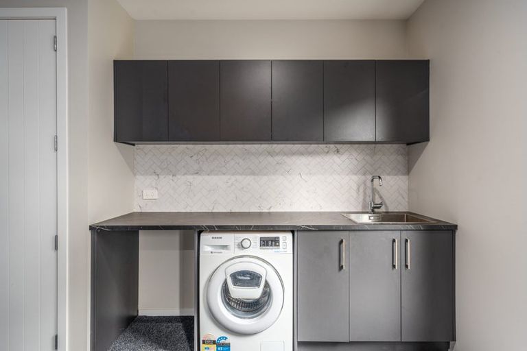 Photo of property in 18 Hattersley Grove, Churton Park, Wellington, 6037