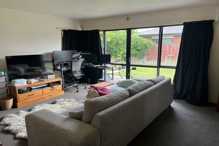 Photo of property in 162 Peverel Street, Riccarton, Christchurch, 8041