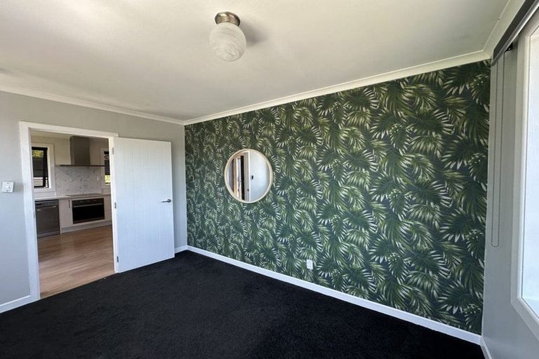 Photo of property in 8 Thomson Street, Green Island, Dunedin, 9018
