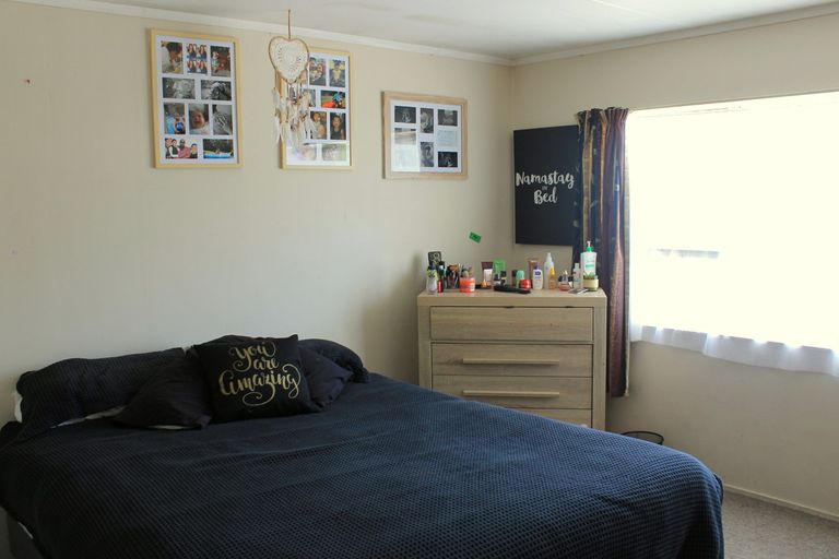 Photo of property in 8 Yorke Road, Haruru, 0204