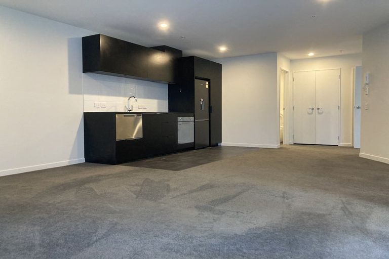 Photo of property in Pinnacle Apartments, E604/160 Victoria Street, Te Aro, Wellington, 6011